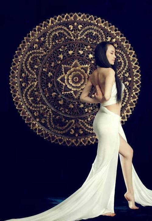 母其弥雅性感视频,美丽与争议并存