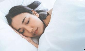 入睡后被翻眼皮视频,夜间神秘翻眼皮现象背后的秘密