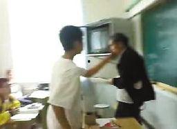 制服师生免费视频观看,共享教育时光的视听盛宴